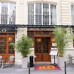 Pretty Mezzanine Studio In The Heart Of Paris