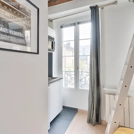 Appartamento Pretty Mezzanine In The Heart Of *